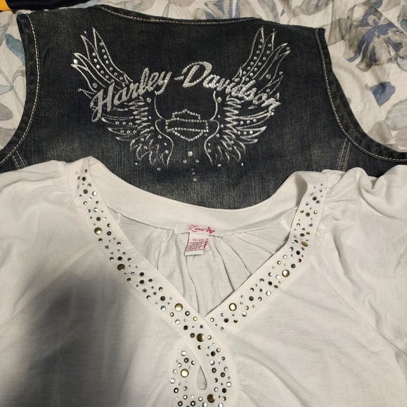 Bundle Harley Davidson Jean vest size 1W and white embellished tshirt size 18/20 - Picture 1 of 5
